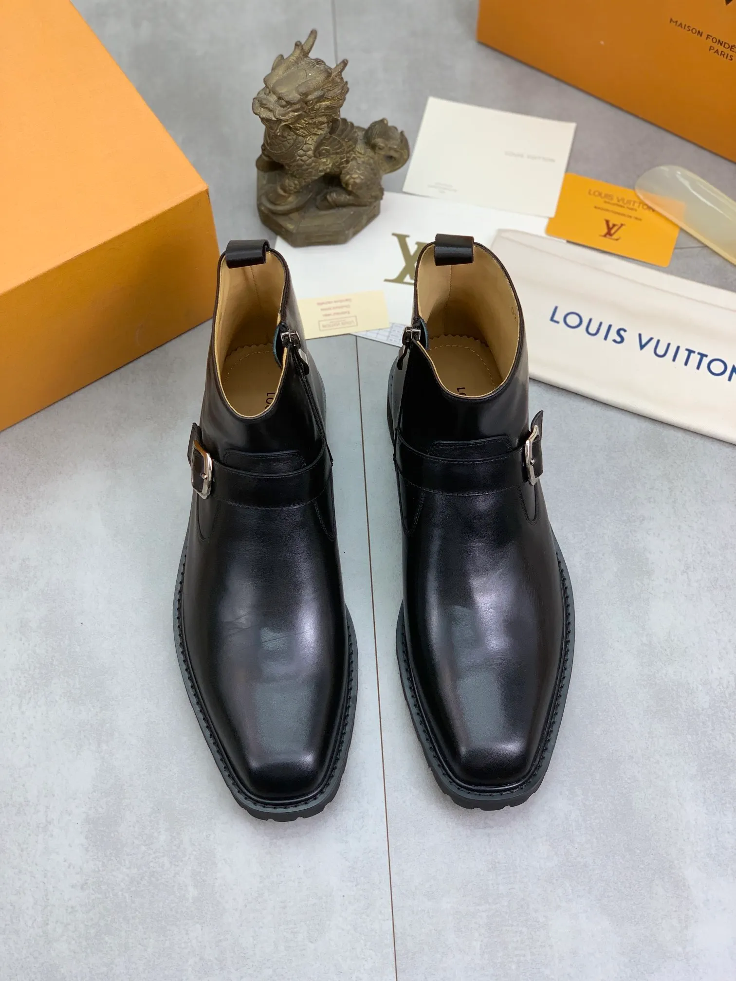 Men's shoes 💰P640 💰【New】🆘Water-dyed cow lining LV Louis Vuitton business high-top leather shoes, made of original imported Italian 🇮🇹 open-edge bead-rubbed open-edge bead cowhide, full cowhide lining, carefully handmade by professional shoemakers, the original version is specially designed for wear-resistant outsole. Standard code: 38-45 3⃣️color🉑️select